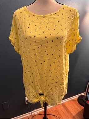 Buffalo David Bitton Yellow Short Sleeve Tie-Hem Blouse